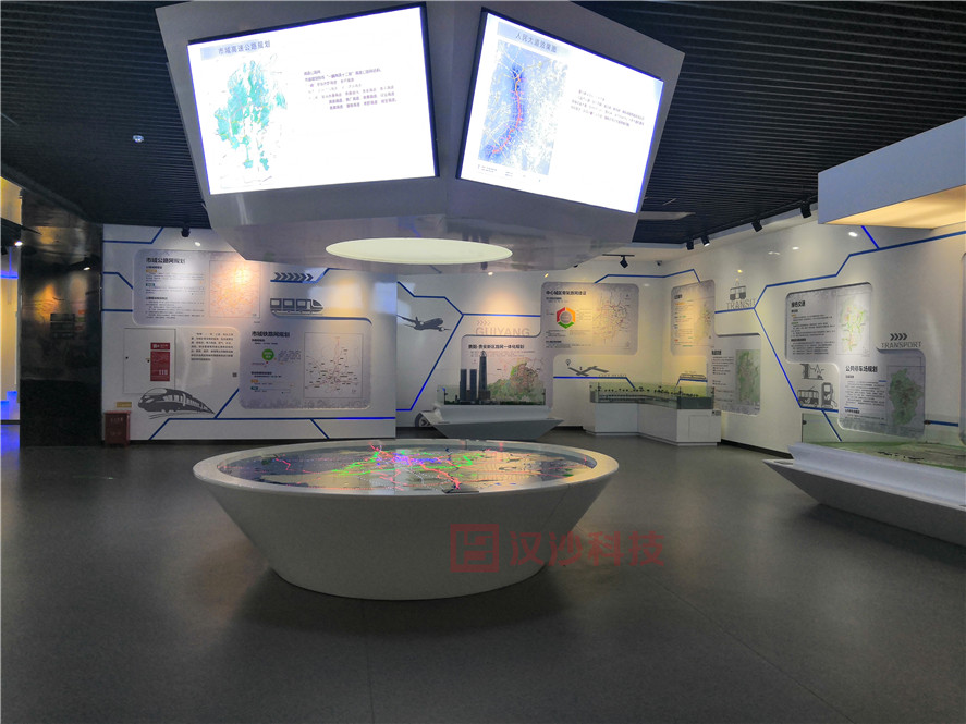 ?展館的設(shè)計(jì)應(yīng)根據(jù)空間合理規(guī)劃插圖