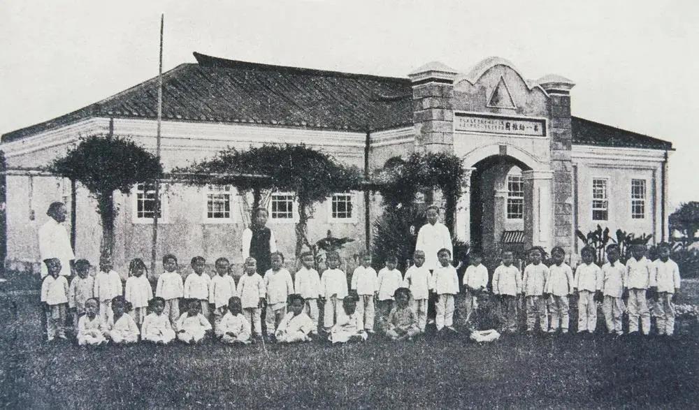 走進(jìn)博物館,感受這位民族企業(yè)家的精神世界插圖(18) 走進(jìn)博物館,感受這位民族企業(yè)家的精神世界插圖(18)